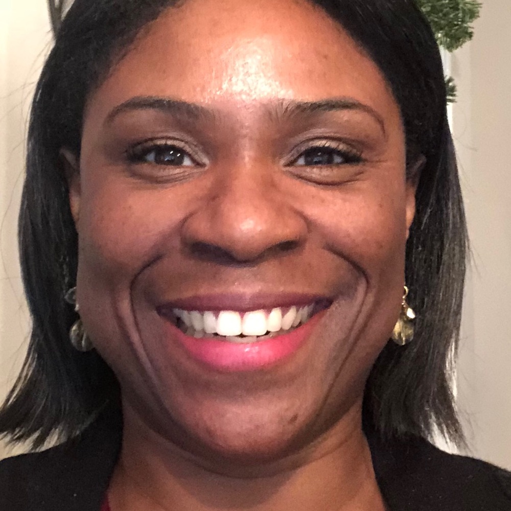 Meet your Posher, Dione